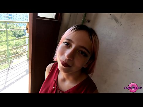 ❤️ شاگرد سينوئل چوسي ٿو هڪ اجنبي کي ٻاهر جي پوئتي ۾ - هن جي منهن تي ❤ ❌❤